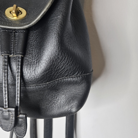 Coach Vintage Mini Backpack Black Leather DayPack 9960 90s brass hardware - Picture 6 of 16